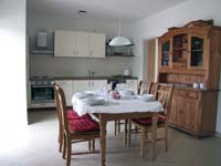 Küche und Esszimmer
